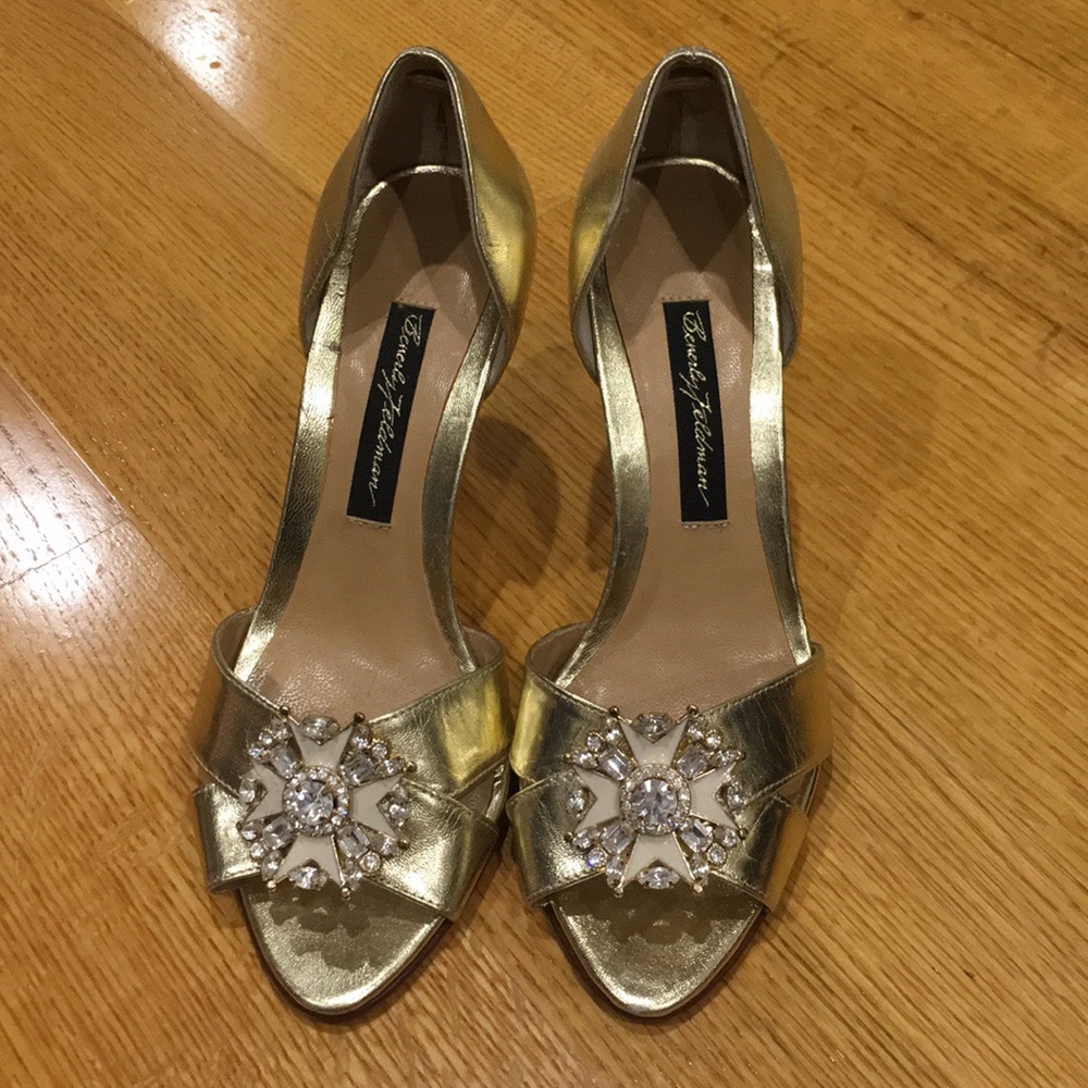 🌸Beverly Feldman gold shoes🌸
